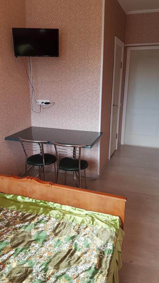 Luhyny Glamour Hotel מראה חיצוני תמונה